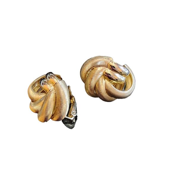 Vintage Signed Textured Givenchy Matte & Shiny Gold Knot Clip-On Earrings - Picture 3 of 7